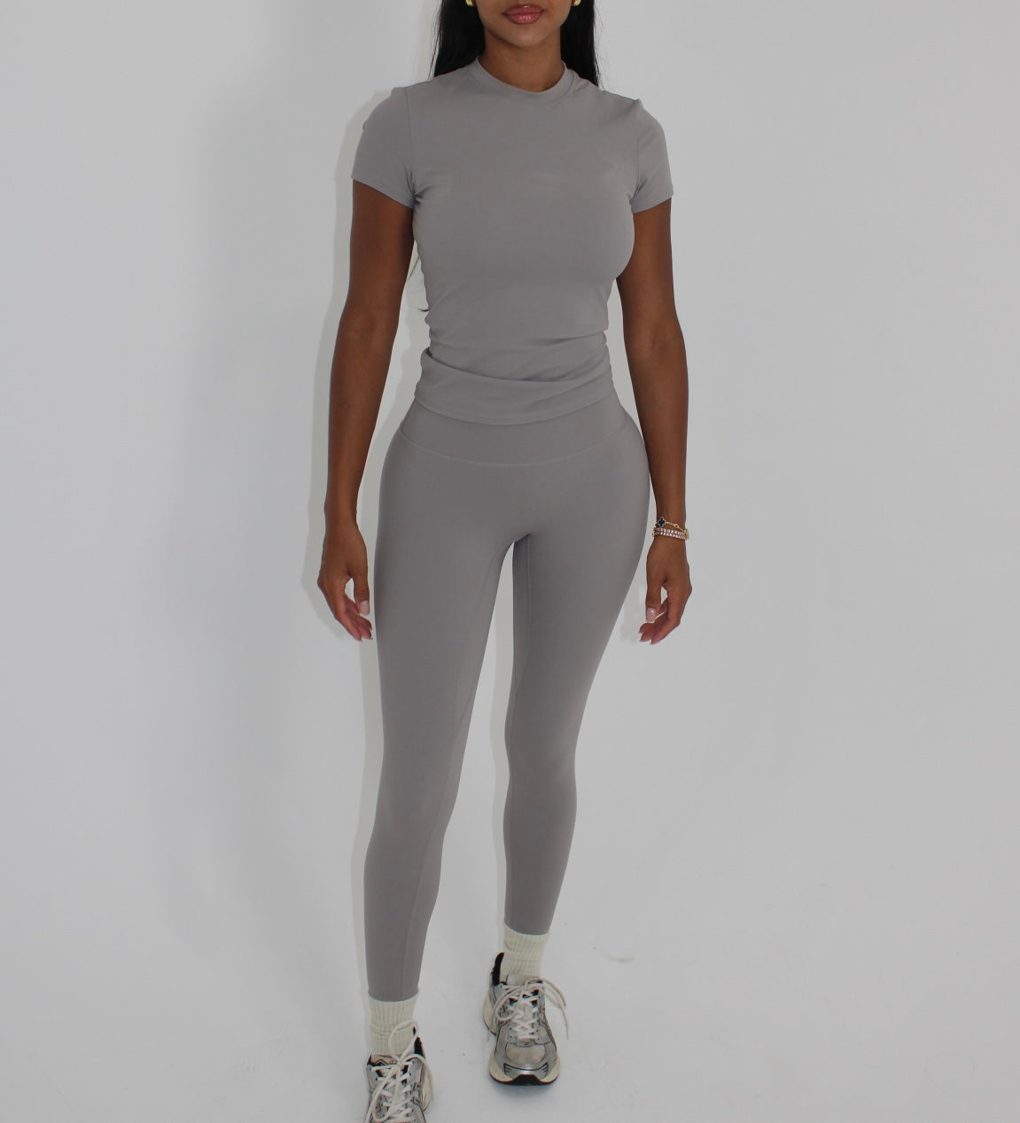 THE BASIC LEGGINGS - STONE GREY